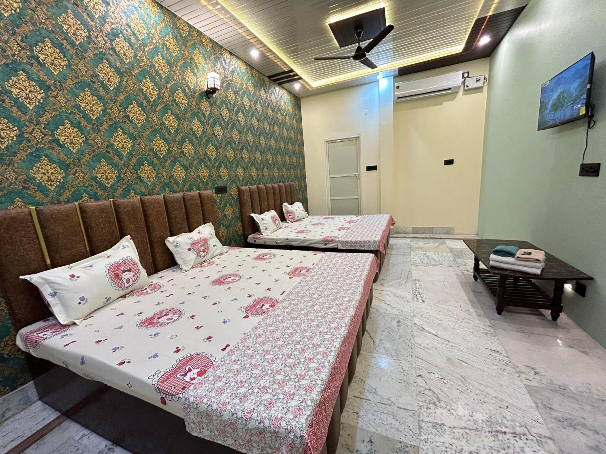 Temple Town Homes Assi Ghat ורנאסי מראה חיצוני תמונה