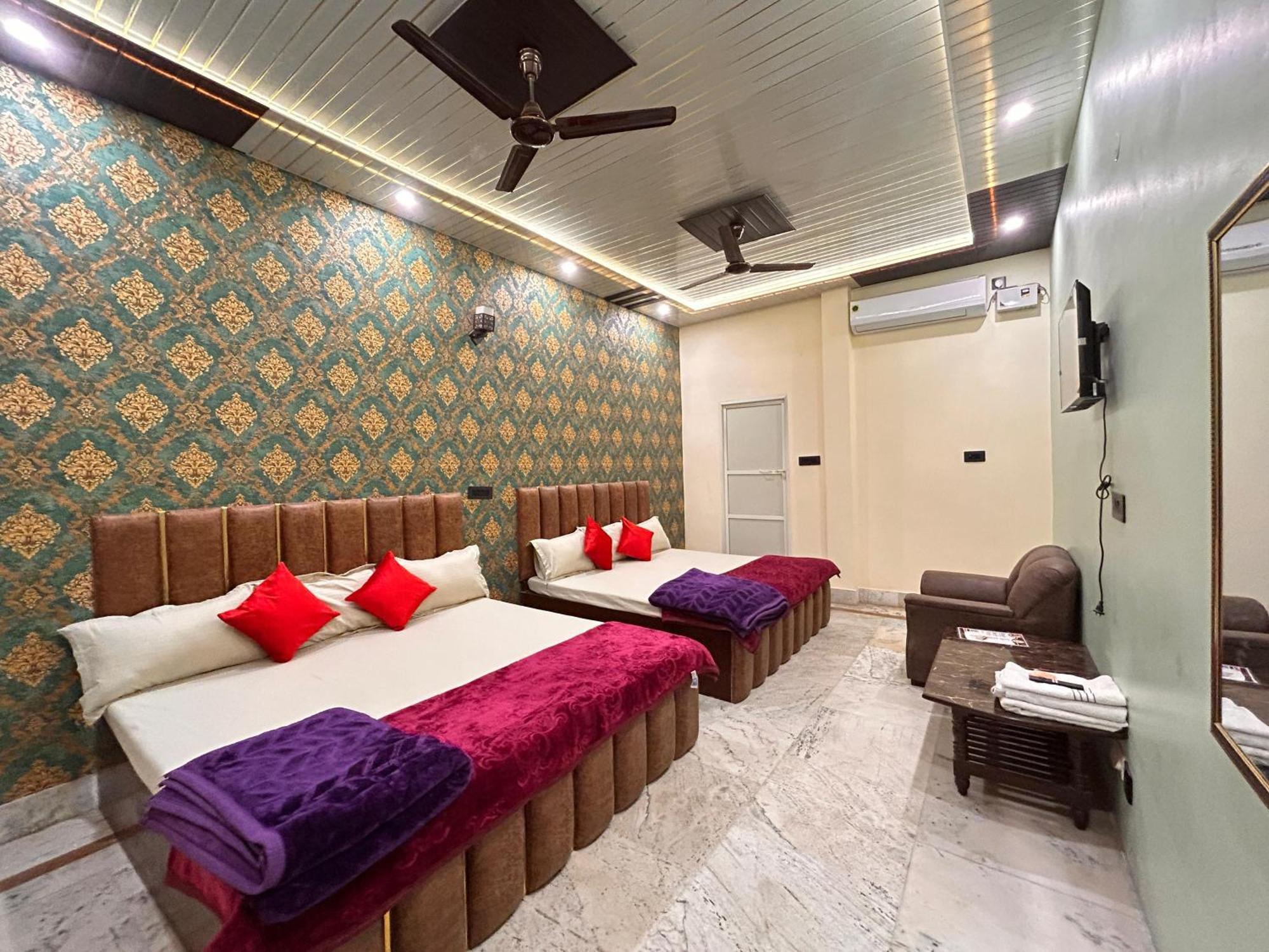Temple Town Homes Assi Ghat ורנאסי מראה חיצוני תמונה