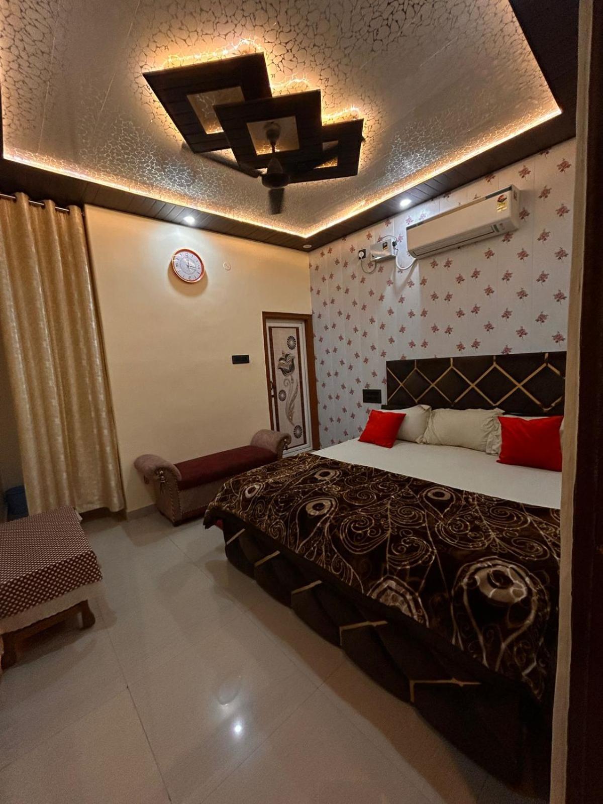 Temple Town Homes Assi Ghat ורנאסי מראה חיצוני תמונה