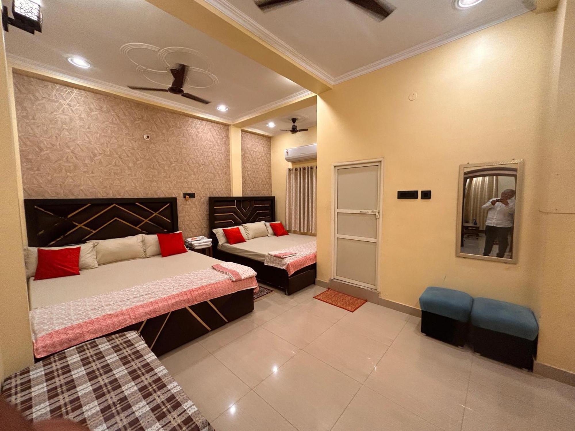 Temple Town Homes Assi Ghat ורנאסי מראה חיצוני תמונה