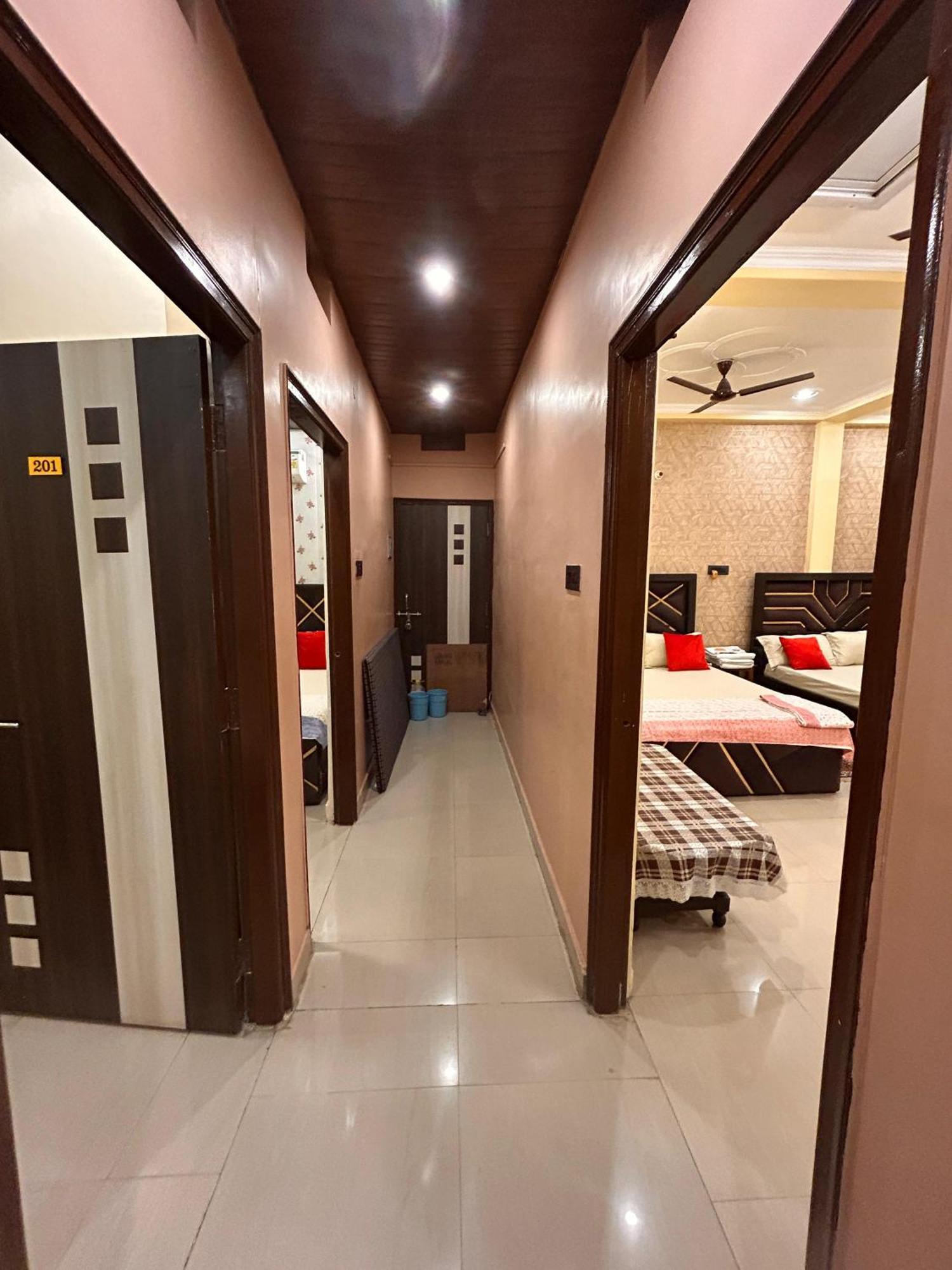 Temple Town Homes Assi Ghat ורנאסי מראה חיצוני תמונה